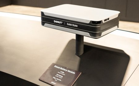 - One improved headline (clear, engaging, same meaning): Donut Lab's Solid-State Battery Achieves Rapid Charging Breakthrough